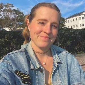 Meet your Posher, Courtney